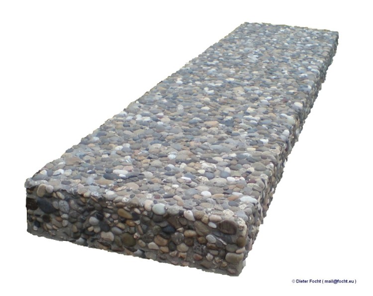 Stufen freitragend Waschbeton R1 Rheinkiesel / Oberrheinkiesel 8-16mm